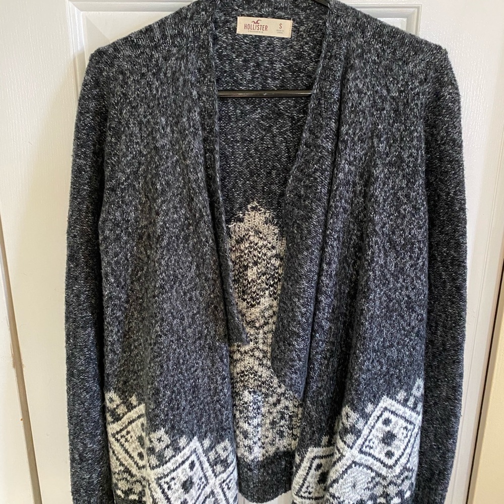 Hollister Grey Wrap Cardigan